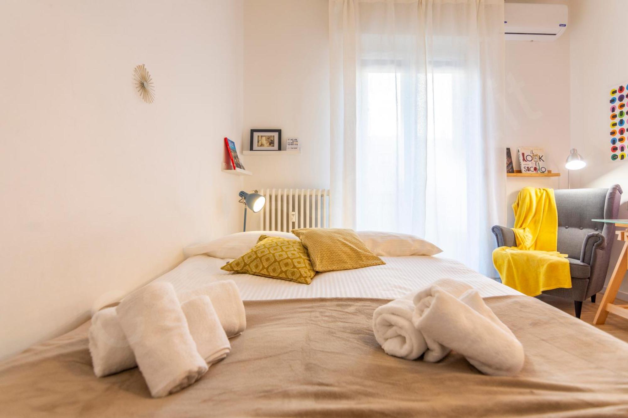 Appartement Caseospitali - Alice's House, Funzionale Trilocale Con Arredi Moderni *