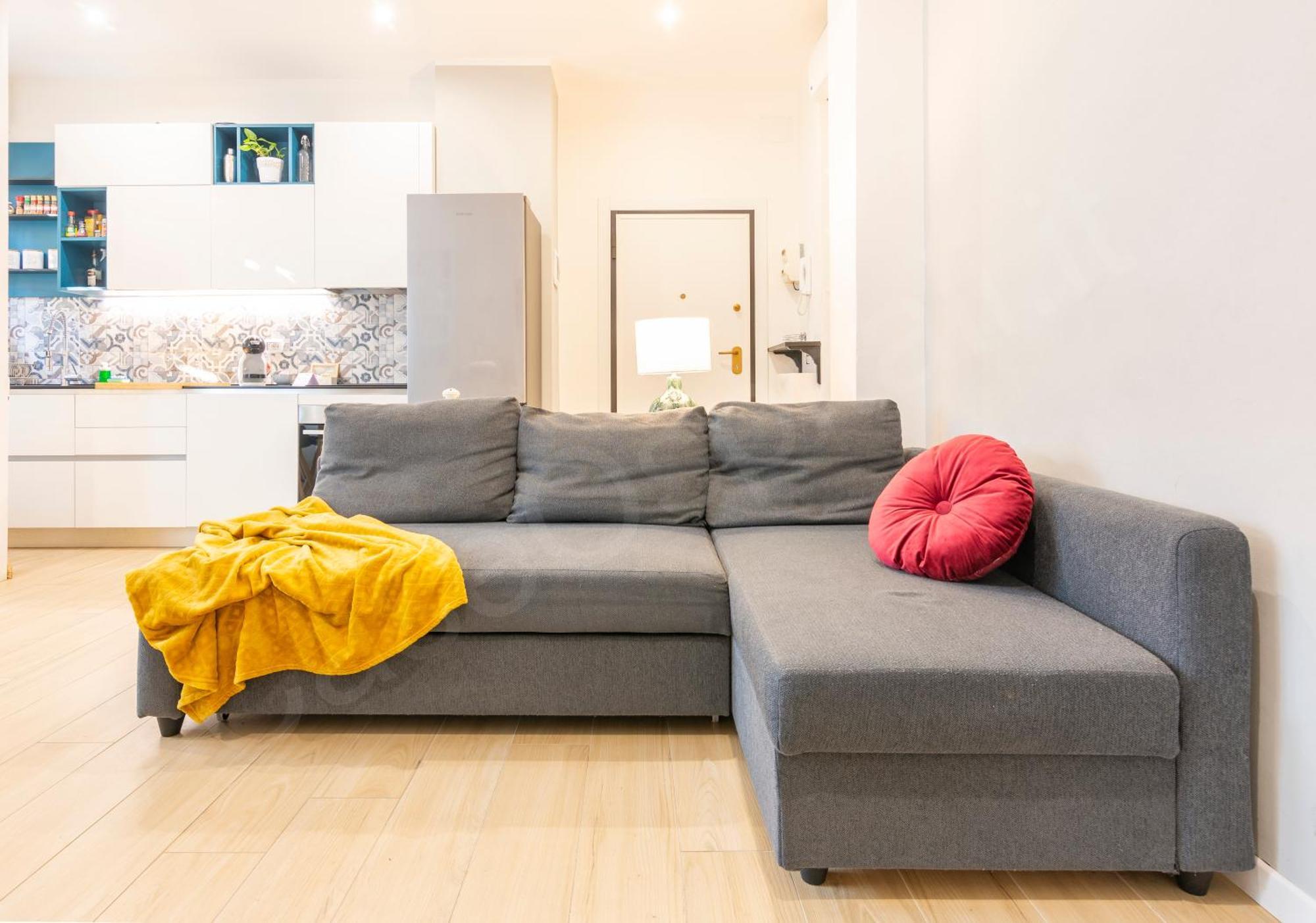 Appartement Caseospitali - Alice's House, Funzionale Trilocale Con Arredi Moderni